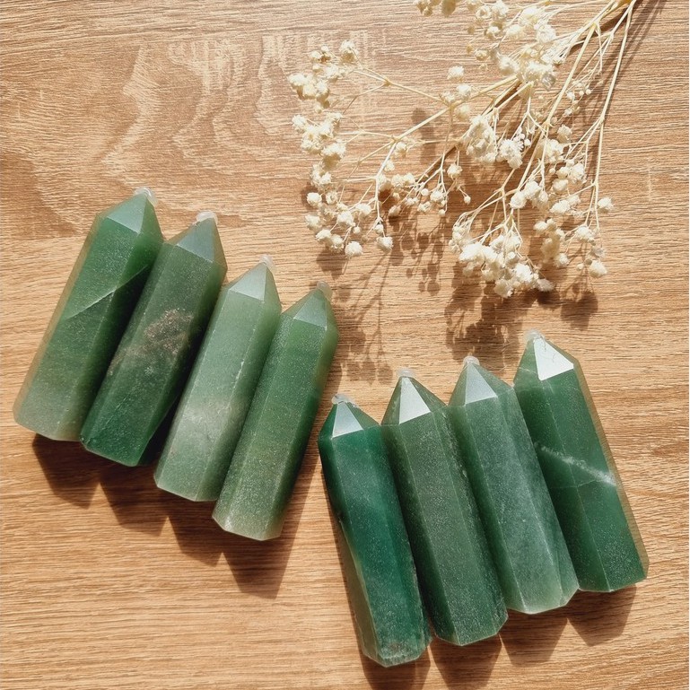 Trụ đá thanh tẩy, đá thach anh Xanh Green Aventurine, đá phong thủy dùng trong Tarot, Reiki, Thiền Định