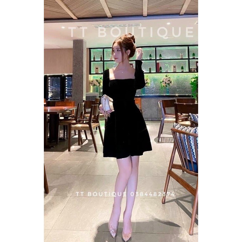 Đầm nhung hở lưng