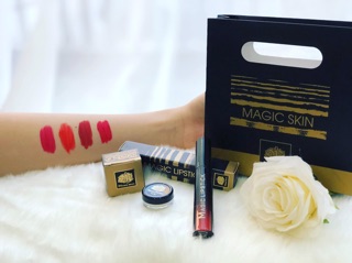 SON SIÊU Lì MAGIC LIPSTICK