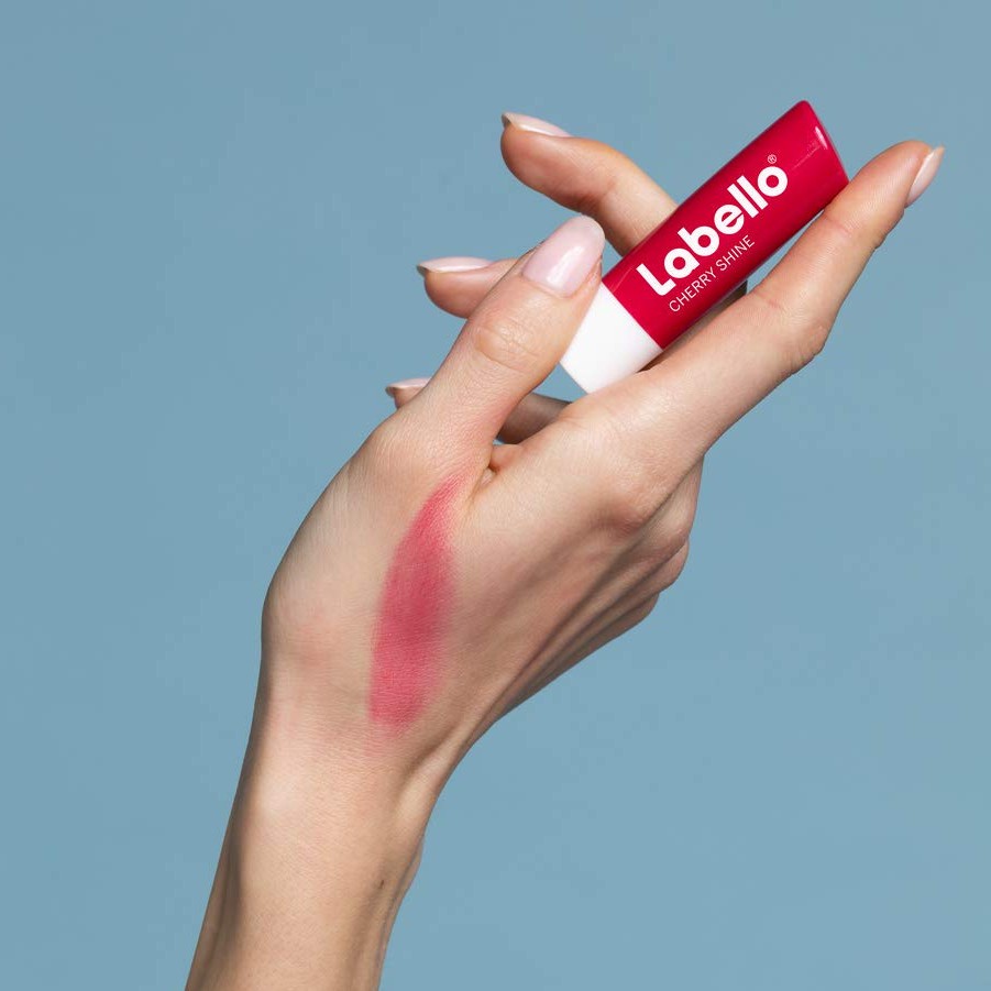 Son dưỡng môi Labello Đức, giúp giữ ẩm làm mềm mịn môi màu đỏ và hồng - VyVy Store