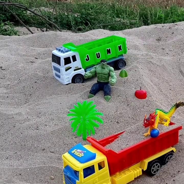 Đồ chơi xe Ben chở cát