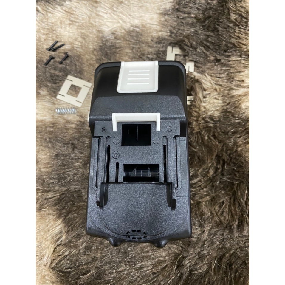 Vỏ mạch Makita 5s-2p 18V 8AH cell 21700 , Led báo pin, nhận sạc zin và có tem đáy.