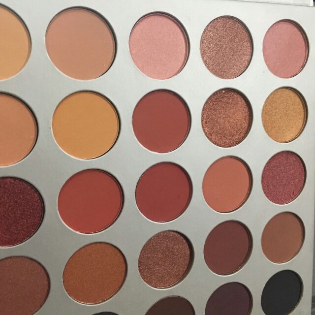 Bảng Màu Mắt Morphe Jaclyn Hill 35 Màu