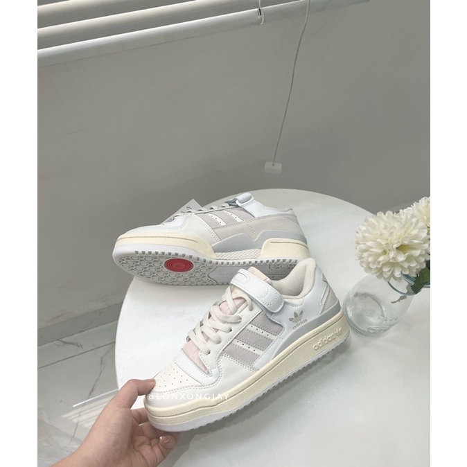 GIÀY THỂ THAO D.A.S Forum là quai dán