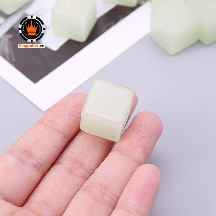 2 Viên xúc xắc trắng không số dạ quang size lớn 25mm