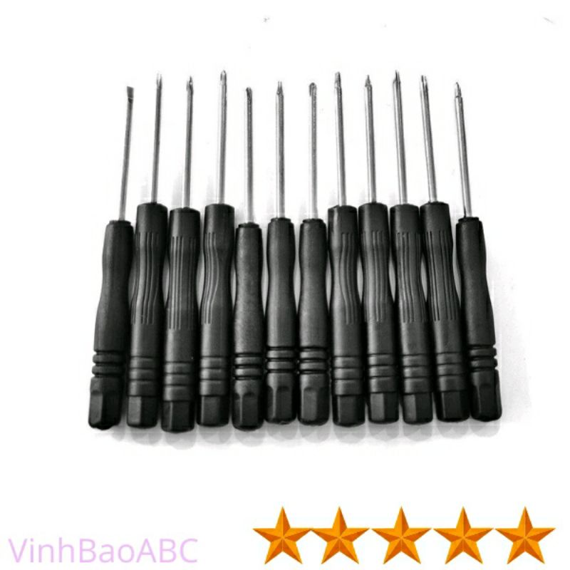 Tô vít 4 cạnh tháo điều khiển cửa cuốn thay pin hoặc sửa chữa.