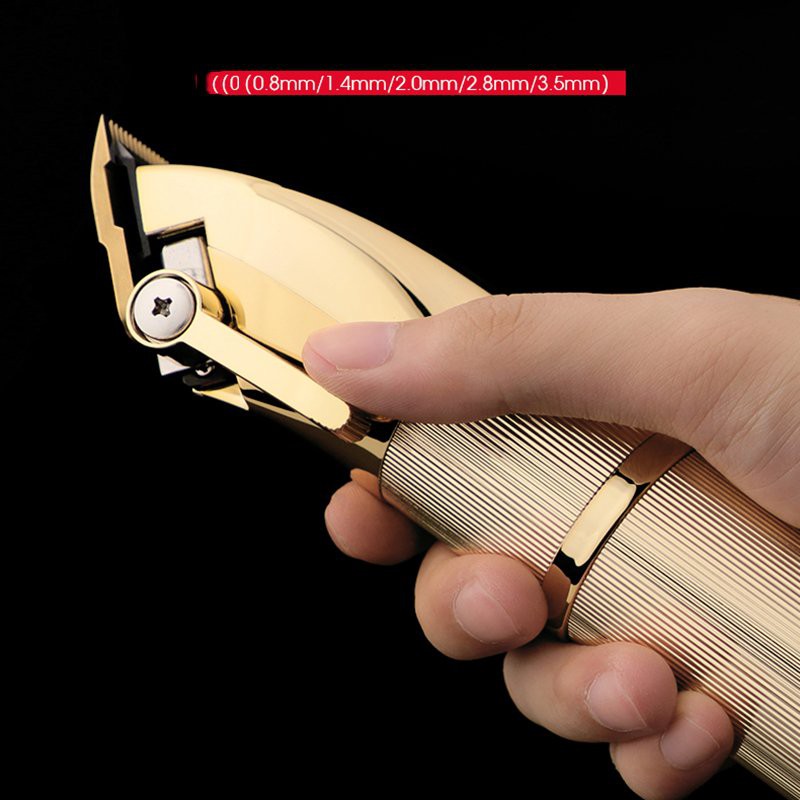 Tông đơ bấm viền POP BARBERS P800 vàng ánh kim sử dụng 4h