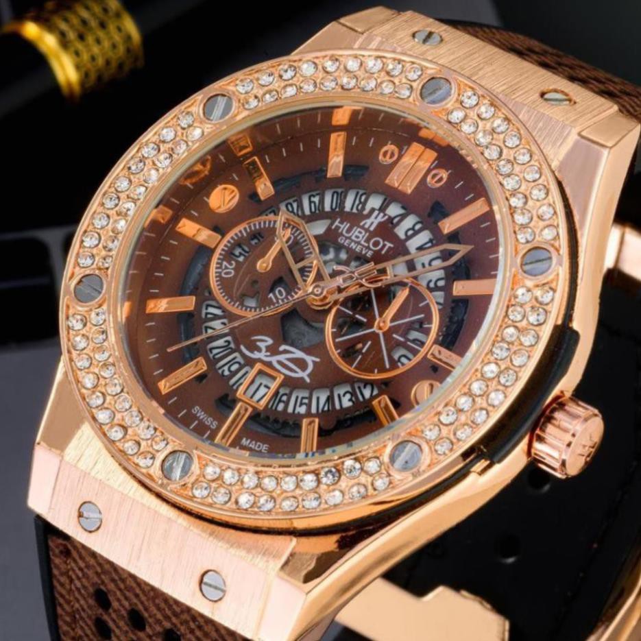 Đồng hồ nam Hublot mặt tròn size 42 máy pin cao cấp dây da chống nước DH204