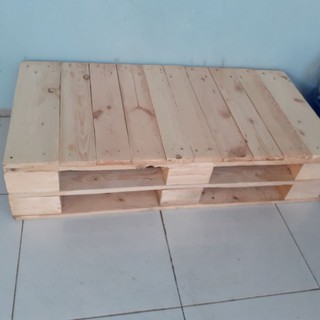 Ghế pallet gỗ thông Đóng khít( 100×50×25)