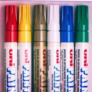 Bút sơn Uni paint Maker PX 20