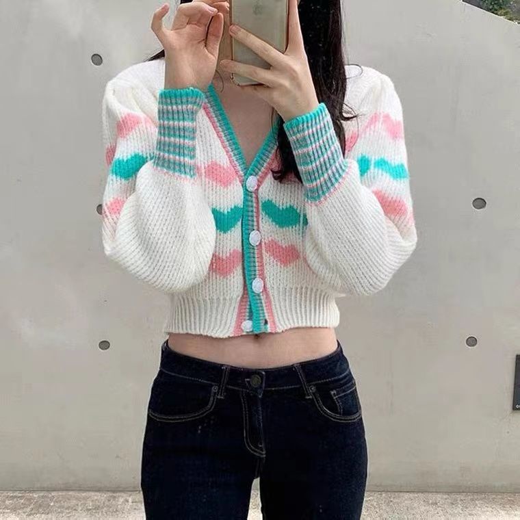 Áo Khoác Cardigan Dệt Kim Tay Dài Cổ Chữ V Họa Tiết Trái Tim Xinh Xắn Cho Nữ