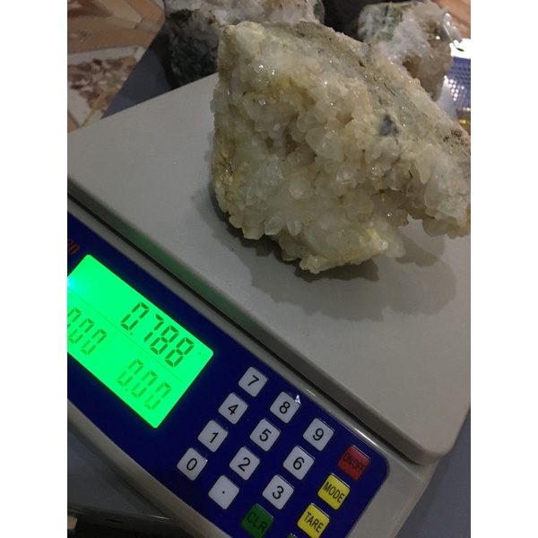 500gr Raw Clear White Quartz Crystal Cụm Đá Mầm Trắng