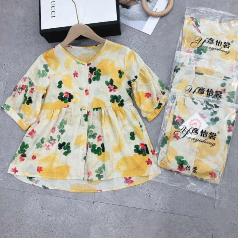 Áo babydoll hoa xinh xắn tay lỡ cá tính | BigBuy360 - bigbuy360.vn
