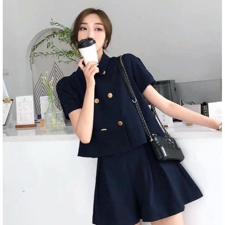 Set Bộ áo croptop quần short vải đẹp may kỹ sang chảnh hiện đại