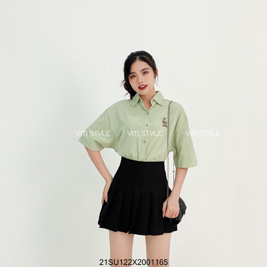 Áo sơ mi tay ngắn VM STYLE thêu hình người thời trang nữ ulzzang Hàn Quốc 21SU122X2001