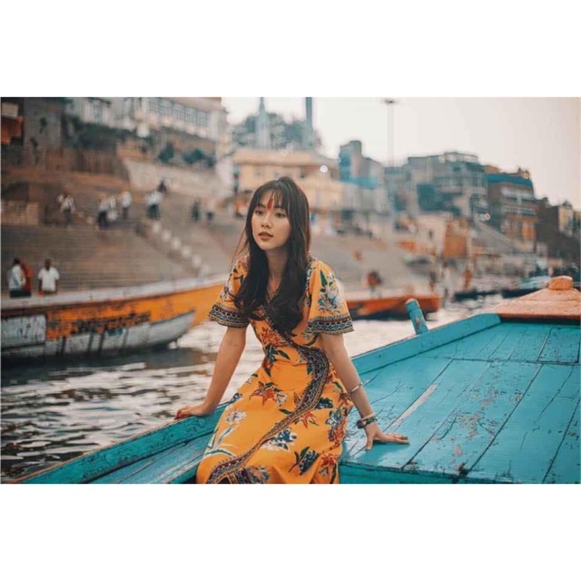 Váy thổ cẩm