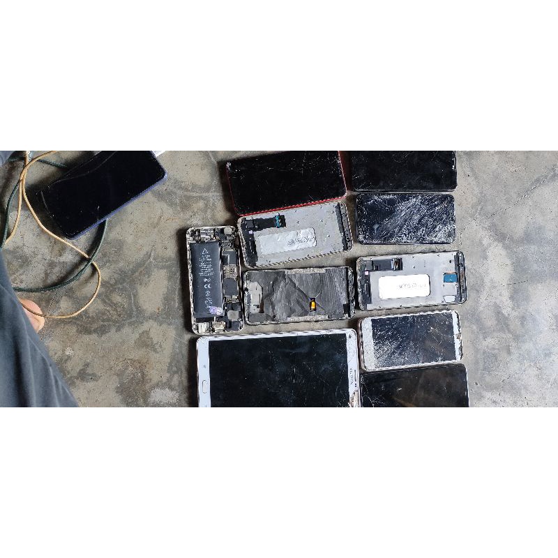 Điện thoại Samsung.oppo các loại. xác đời trung