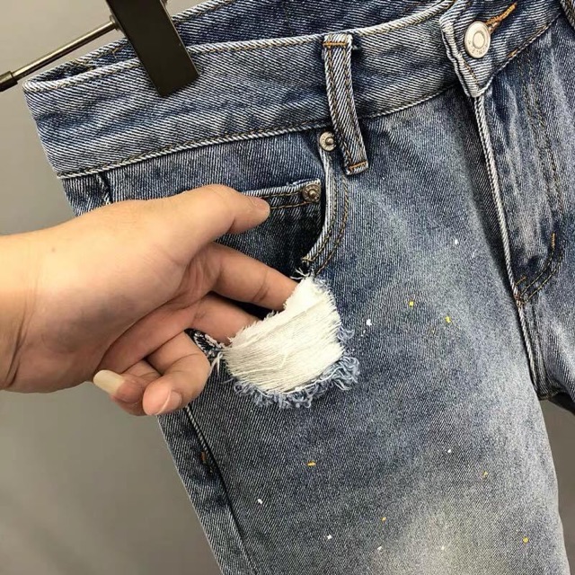 Short jean rách thêu hoa cúc [ kèm hình thật ] | BigBuy360 - bigbuy360.vn