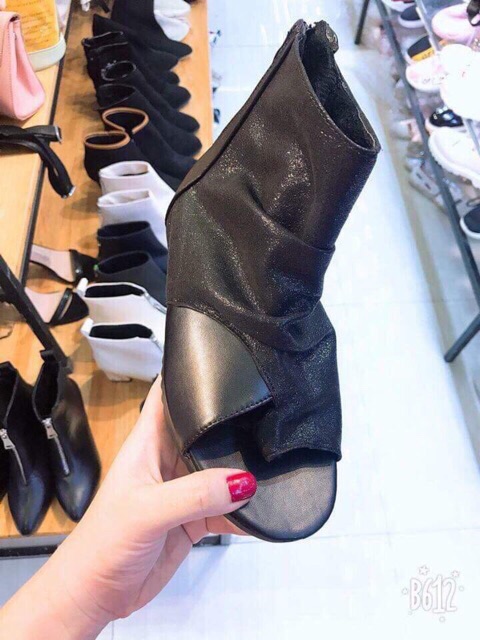 [Ảnh thật] Bốt Nữ Cao Cổ Xỏ Ngón Hở Mũi | BigBuy360 - bigbuy360.vn