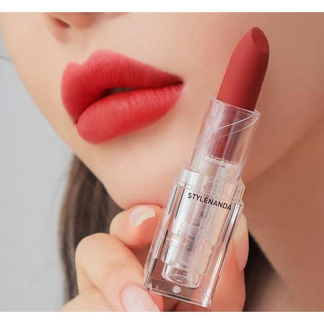 Son 3CE Soft Matte Lipstick 3.5g Thỏi Lì Trong Suốt HOLY CHIC - Màu Đỏ Trầm Đậm Lên Màu Chuẩn Không Khô Môi