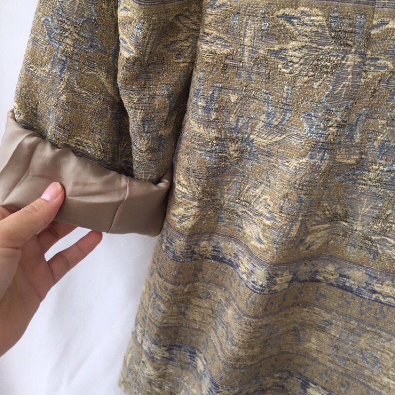 Áo khoác lazer vintage xinh xắn