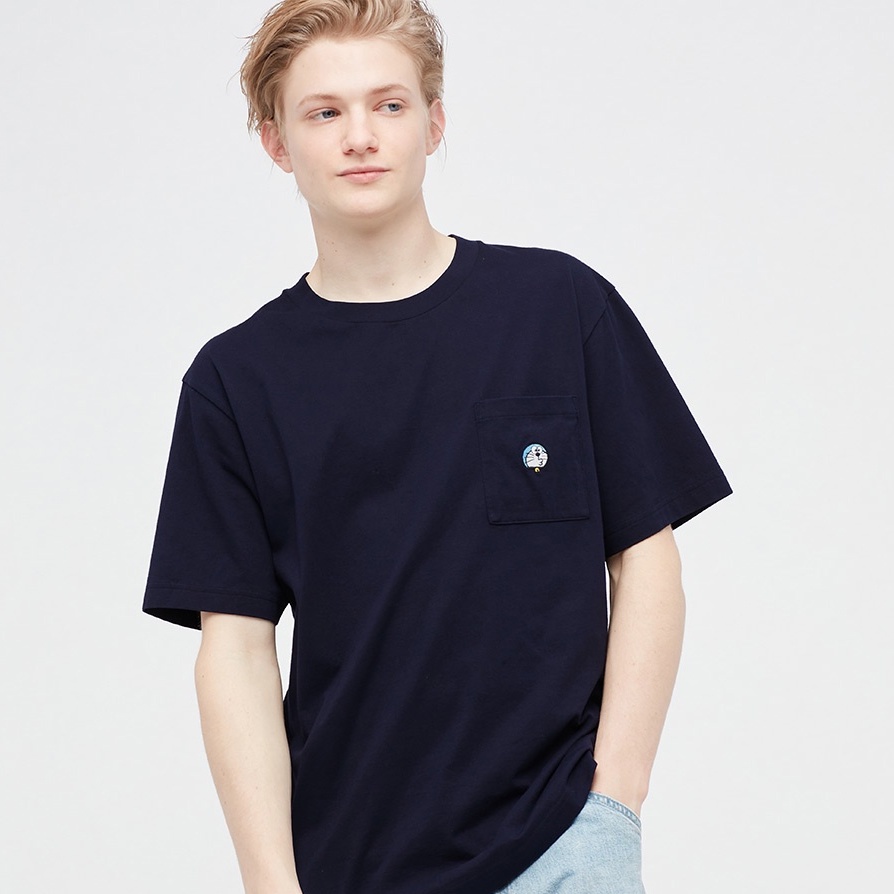 Uniqlo UT Áo Thun Tay Ngắn In Hình Doraemon Dành Cho Nam / Nữ (Áo Thun Cặp Đôi)