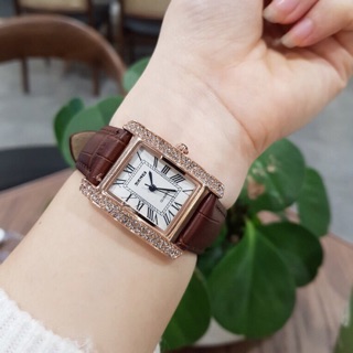 Đồng hồ nữ Skmei thanh lịch