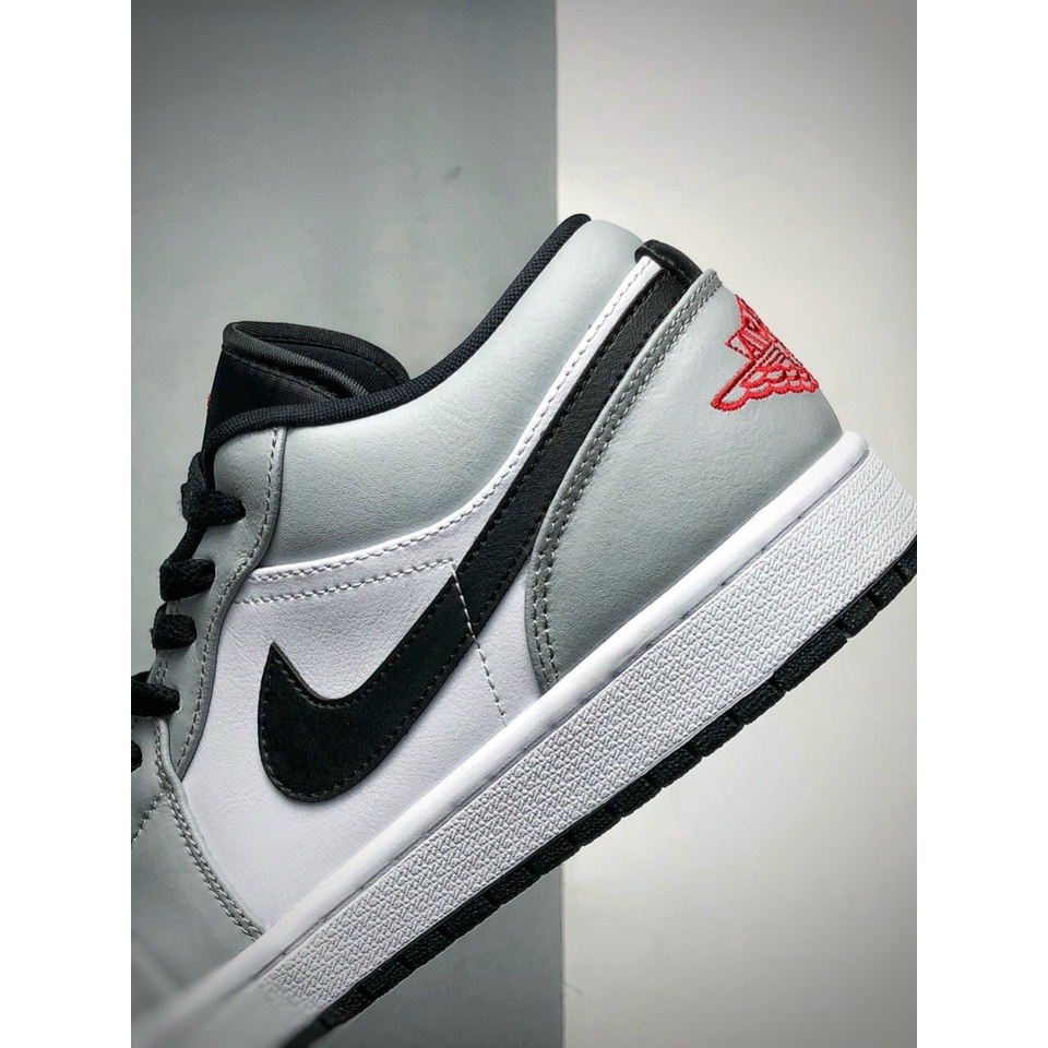 Giày Thể Thao Nike Jordan 1 Low Chính Hãng