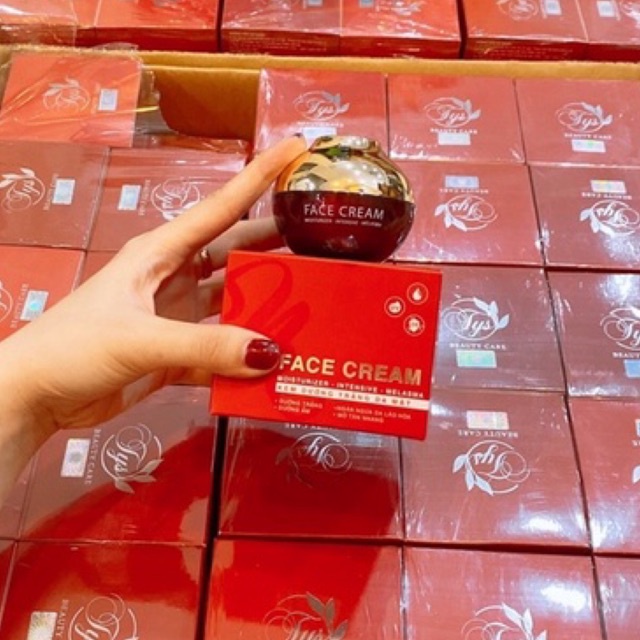 Kem face đỏ TYS trắng da mờ nám 4in1 hộp nhỏ