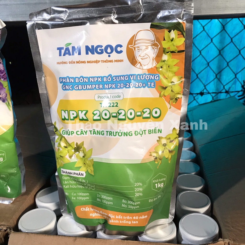 Phân NPK Tám Ngọc 20-20-20 giai đoạn sinh trưởng