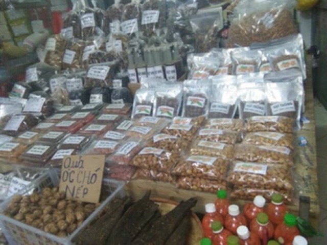 Mắc ca cưa hạt to hút chân không loại 1