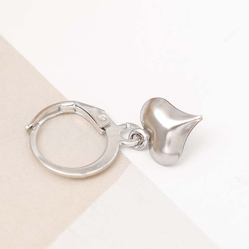 1 Đôi Bông Tai Hình Trái Tim Bất Đối Xứng Thời Trang