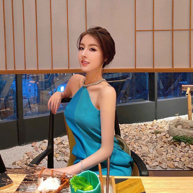 Đầm Hai Dây Màu Xanh Bạc Hà Phong Cách Pháp Thời Trang Mùa Hè Quyến Rũ