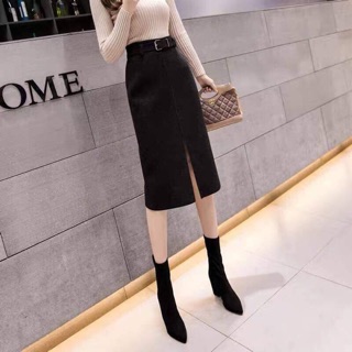 Combo chân váy dạ và váy len đen