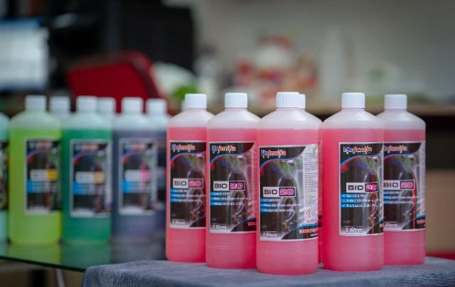 Nước rửa xe không chạm Ekokemika Bio 20 -1L