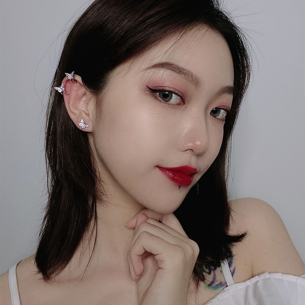 Đôi khuyên tai hình bươm bướm phong cách thời trang xinh xắn cho phái nữ