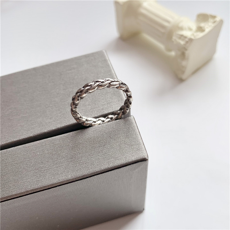 Roselife Punk Street Twist Ring Fashion Women Retro Silver Size 6 for Club Pub Party