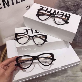 Kính Mắt Mèo Gọng Vàng Khắc Logo