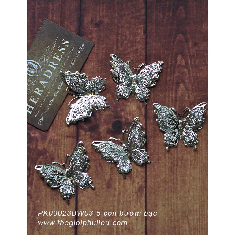 PK00023BW03-5 con bướm bạc