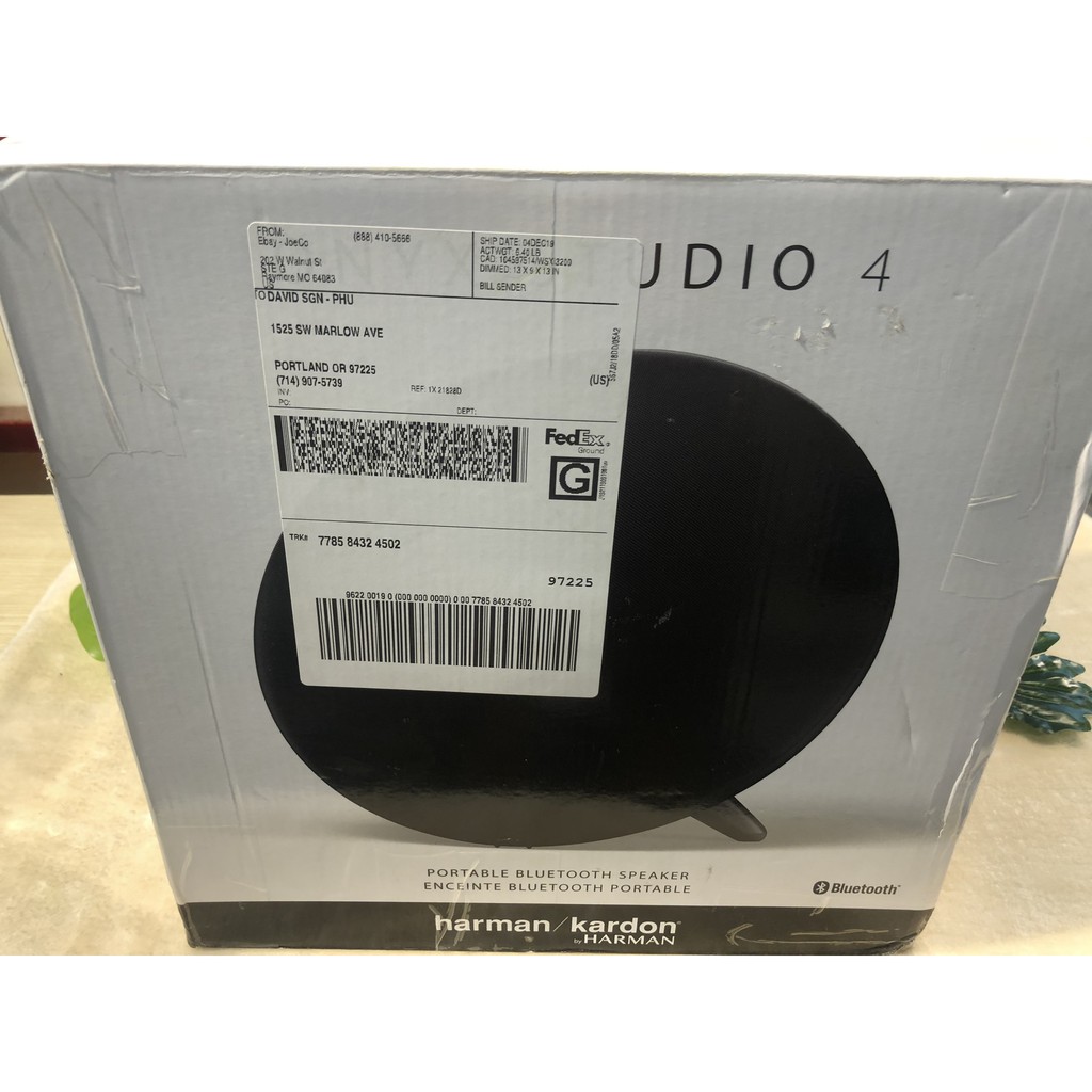Loa bluetooth Harman Kardon Onyx Studio 4