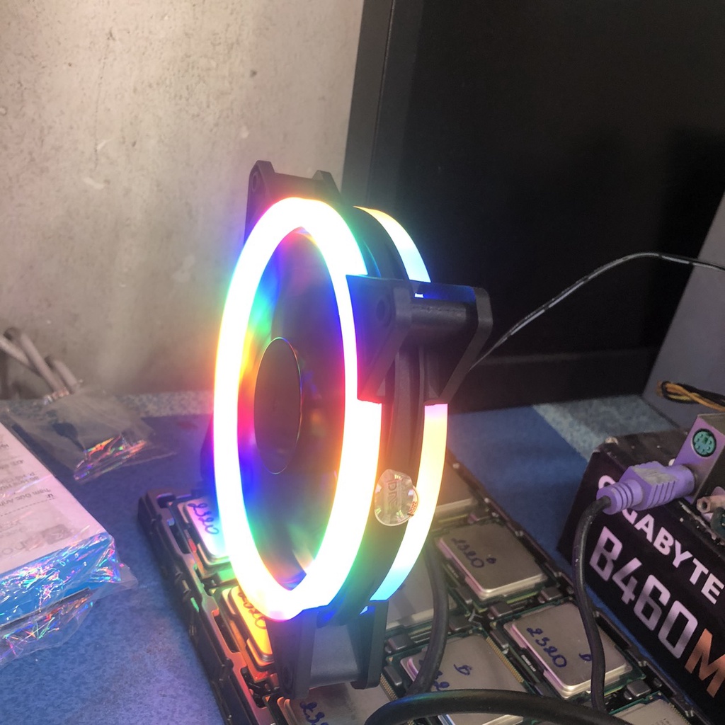 Fan Case Led 12Cm  M3/S2 LED RGB Loại Không Cần Hub Màu Cầu Vồng Mới- Tặng 4 Ốc Gắn Vào Thùng Máy
