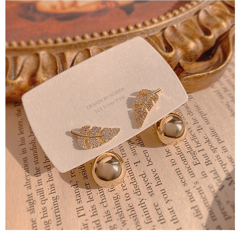 Khuyên Tai Hình Lá Đính Ngọc Trai Cao Cấp Sang Trọng Phong Cách Hàn Quốc Thời Trang Dành Cho Nữ 2022