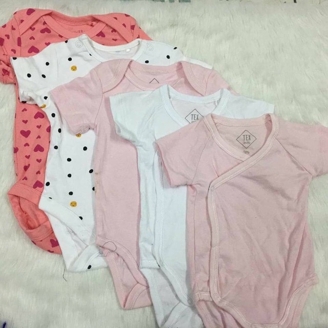 Đầm + đồ bộ+ jum + áo đồng giá 30k ❌áp dụng cho khách lẻ like và chia sẻ livetruym 💕 ✅Ship toàn quốc từ 4sp 📌Vui