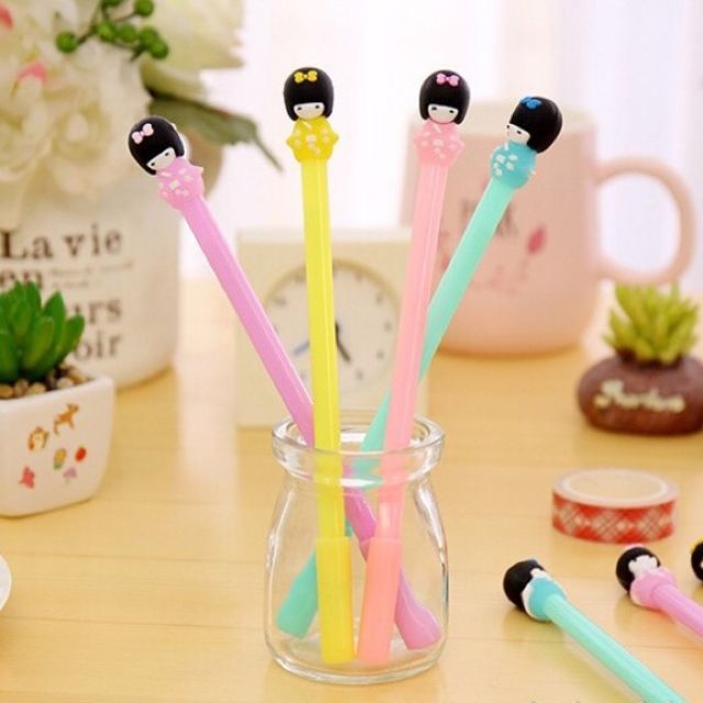 Bút búp bê Nhật