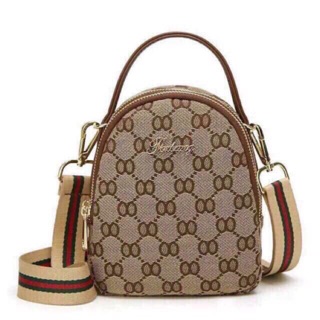 Túi đeo chéo gucci