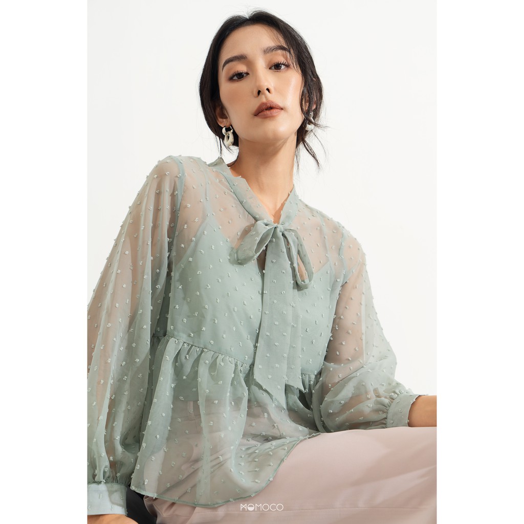 Áo Babydoll MOMOCO  Thiết Kế Cổ Nơ, Tay Phồng, Họa tiết Hoa Nhí Nổi Cá Tính M2702