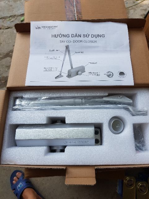 Tay co thủy lực huy hoàng