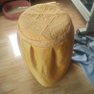 Ga phủ ghế tròn spa.