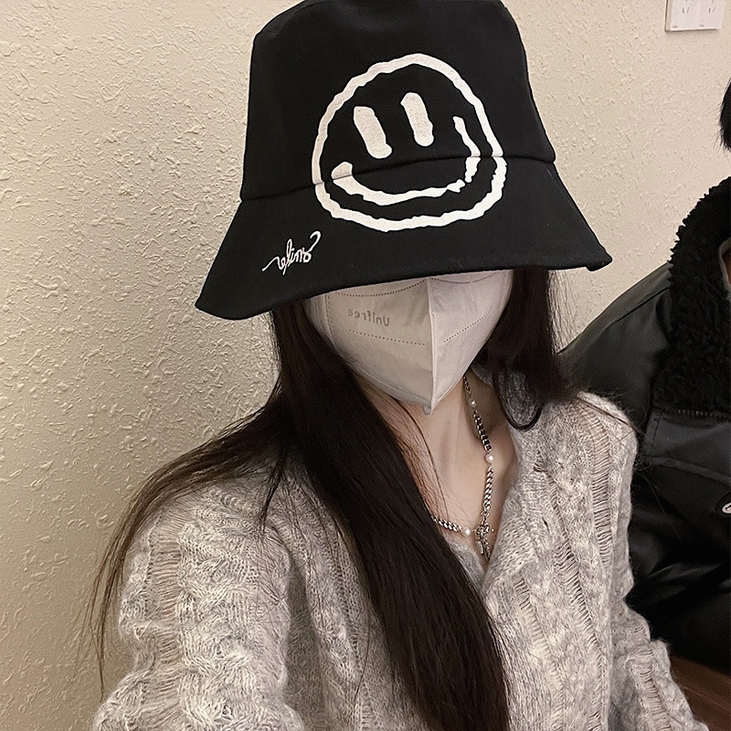 Nón Bucket Màu Đen In Họa Tiết Mặt Cười Phong Cách Nhật Bản Thời Trang Xuân Hè Độc Đáo Cho Nữ