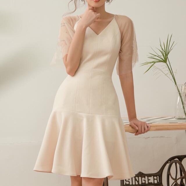Đầm phối tay lưới
